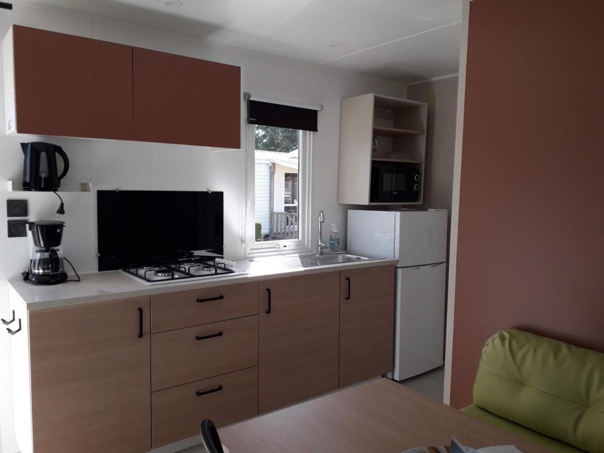Camping Le Picard Tournieres Екстериор снимка