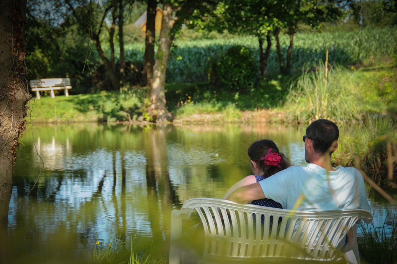 Camping Le Picard Tournieres Екстериор снимка